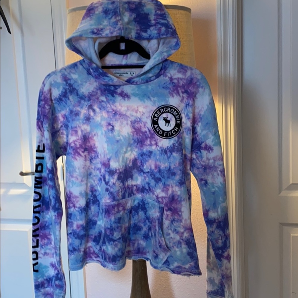 Abercrombie & Fitch kids tie dye sweatshirt. 15/16